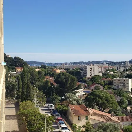 Appartement Entre Terre Et Toulon
